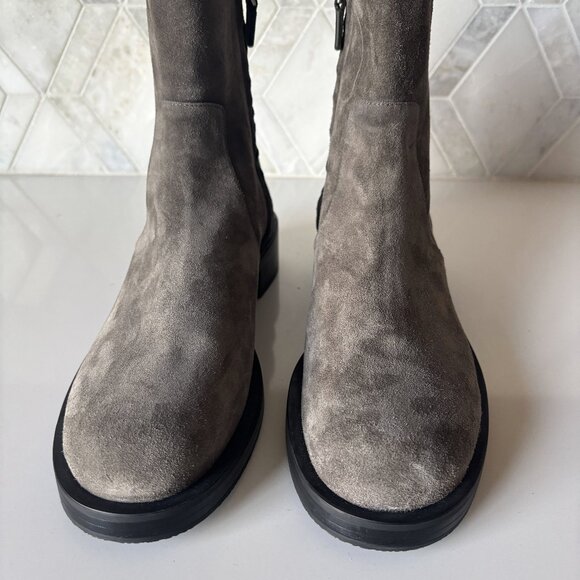Stuart Weitzman Size 7.5B Light Gray Grey Suede Ankle Boot Zipper 5050 Bold Boot - Picture 2 of 9
